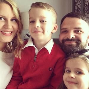 Meet your Posher, Caitlin